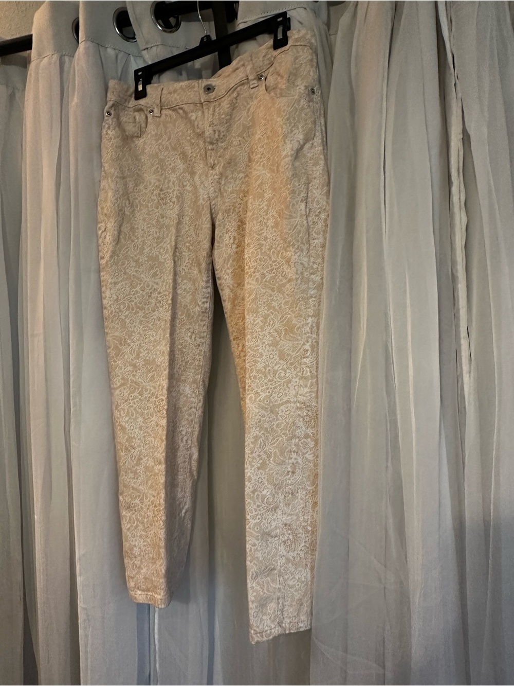 Chicos Cream and peachy beige Floral Pants